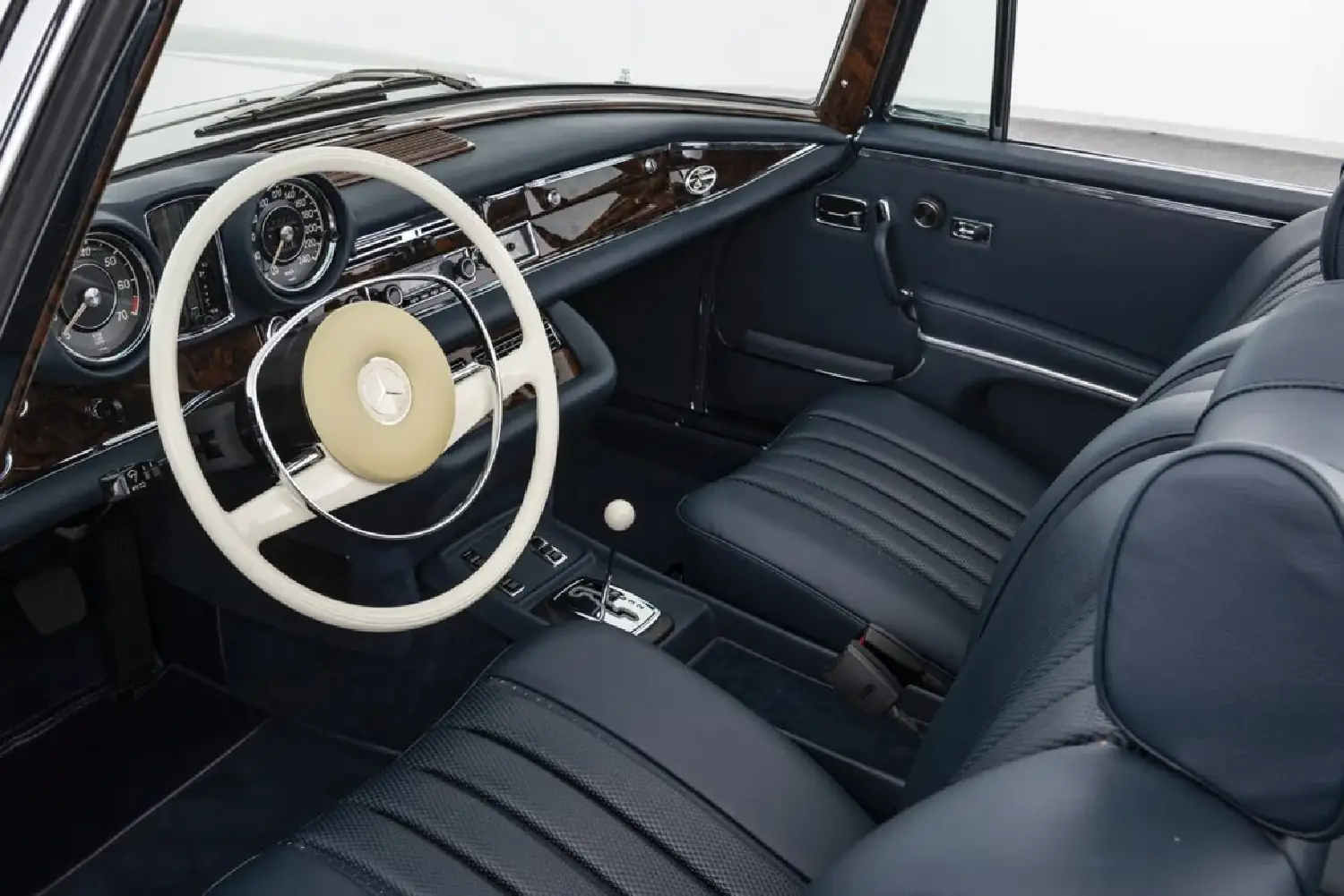 Mercedes-Benz 280 SE 3.5 Cabriolet